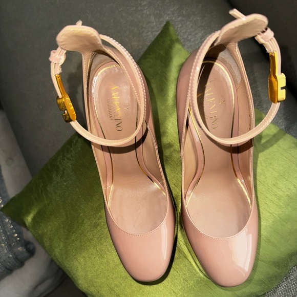VALENTINO GARAVANI TAN-GO PLATFORM PUMP IN PATENT LEATHER 155 MM | 6.5EU - Picture 8 of 16